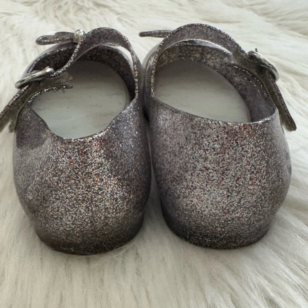 Mini Melissa good preowned